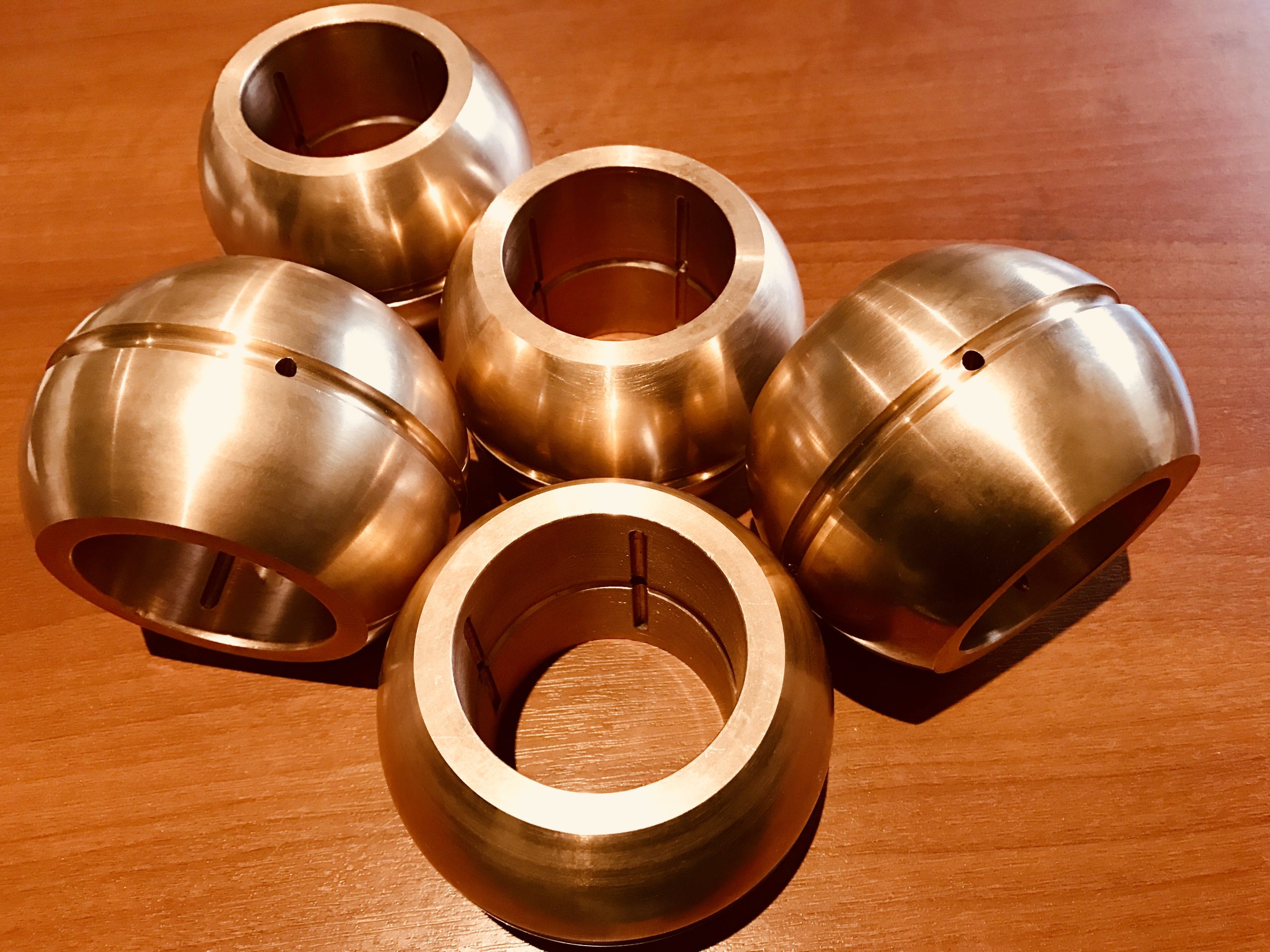 Mecanizado de esfera para CNR 447 en bronce